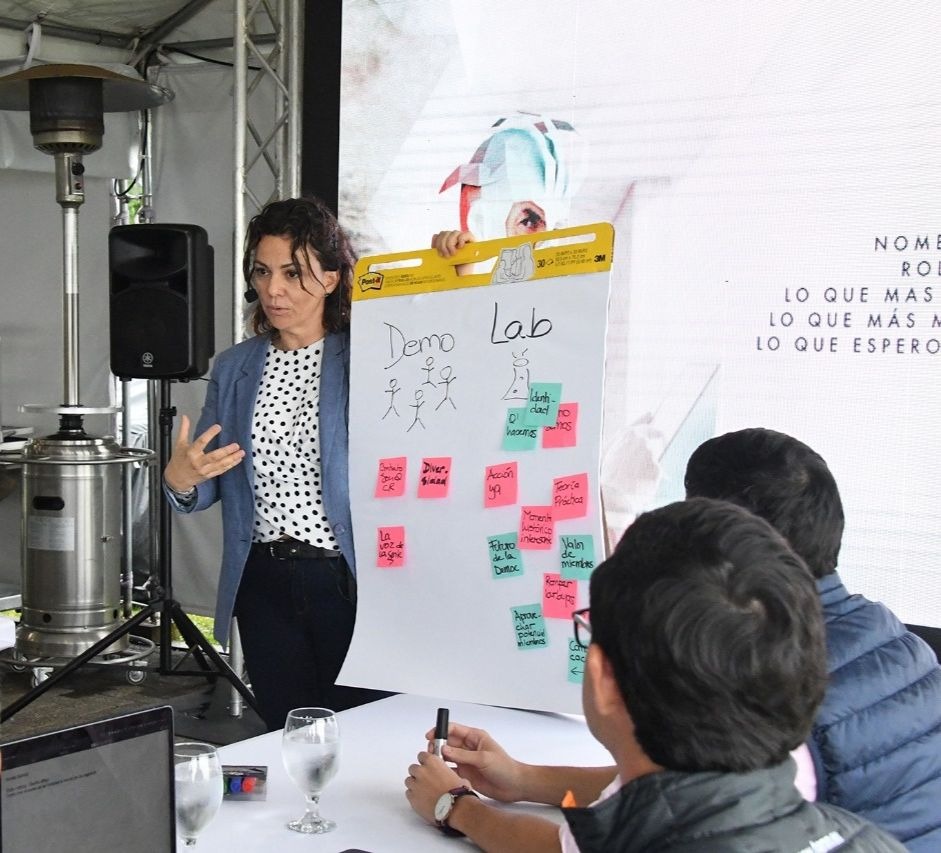 Democracy Lab (DemoLab) Amigos of Costa Rica